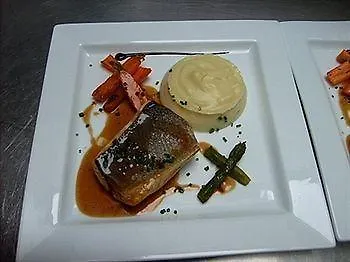 Logis Hotel Le Bretagne Le Vivier-sur-Mer